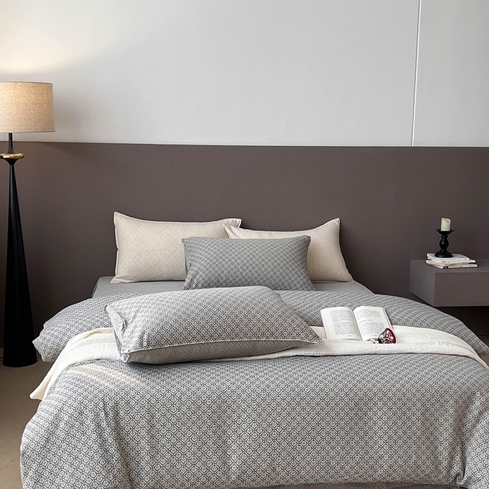 91家纺网 家纺一手货源 找家纺 （总）贝尔 2025新款棉麻色织提花双层纱简单款四件套