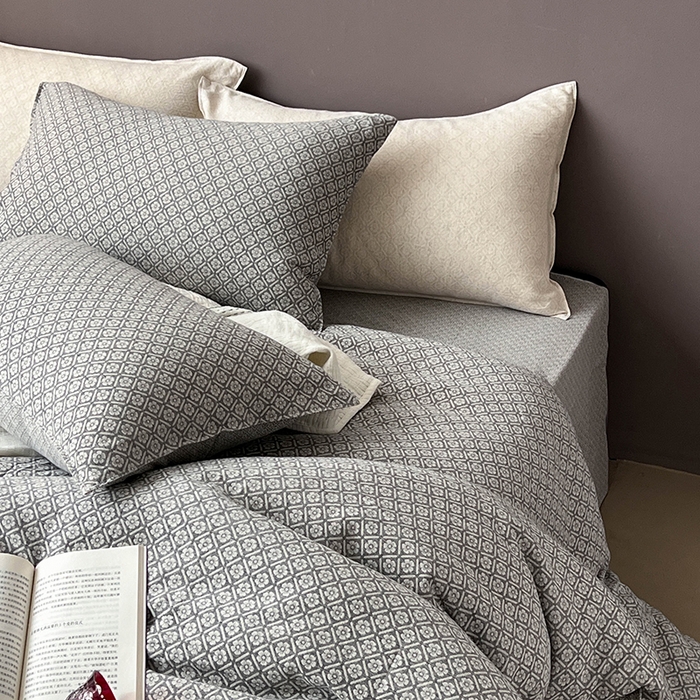 91家纺网 家纺一手货源 找家纺 （总）贝尔 2025新款棉麻色织提花双层纱简单款四件套