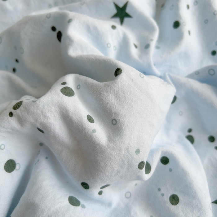 91家纺网 家纺一手货源 找家纺 易辰美 2025新款水洗棉毛巾绣卡通四件套 小新与大白