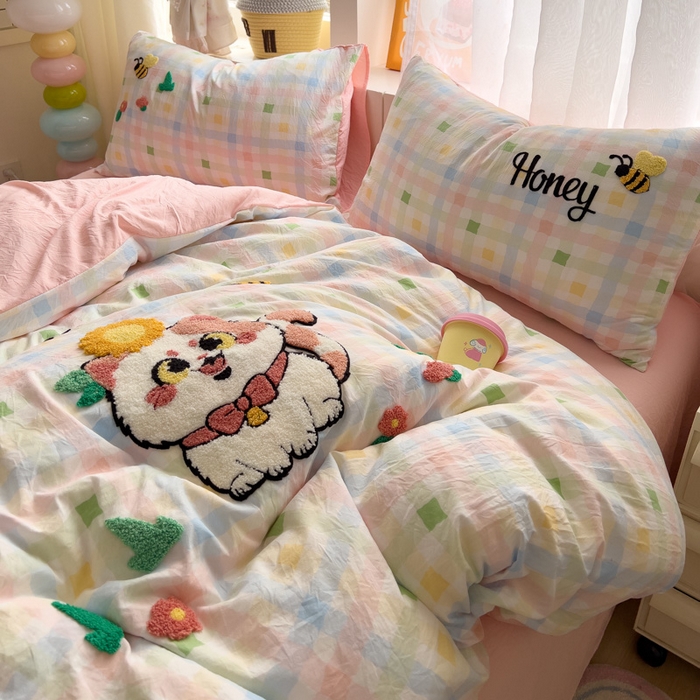 91家纺网 家纺一手货源 找家纺 易辰美 2025新款水洗棉毛巾绣卡通四件套 萌趣猫咪