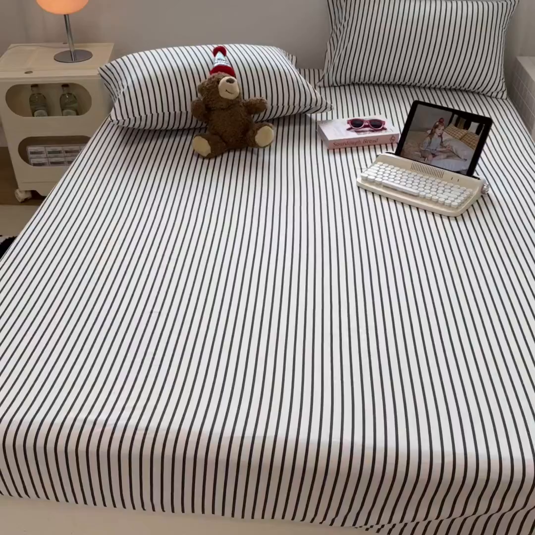 91家纺网 家纺一手货源 找家纺 觅妮家纺 2025新款A类水洗棉韩系ins床笠三件套 黑条纹