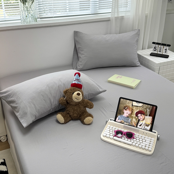 91家纺网 家纺一手货源 找家纺 觅妮家纺 2025新款A类水洗棉韩系ins床笠三件套 纯灰