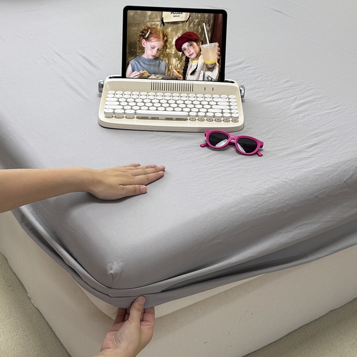 91家纺网 家纺一手货源 找家纺 觅妮家纺 2025新款A类水洗棉韩系ins床笠三件套 纯灰