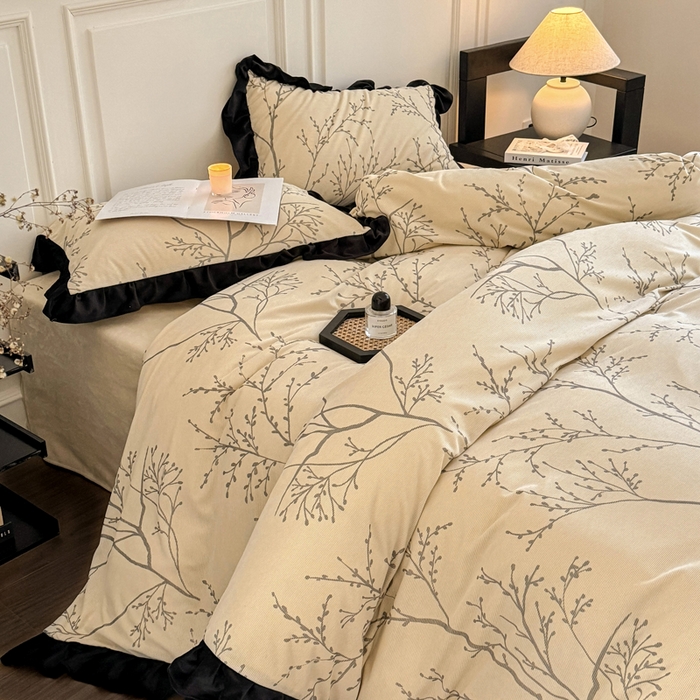 91家纺网 家纺一手货源 找家纺 宅家居 2025新款轻法式小香风灯芯绒提花立体韩版花边牛奶绒四件套-影棚风 花枝