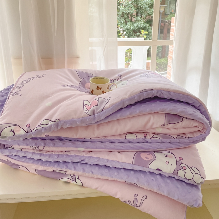 91家纺网 家纺一手货源 找家纺 暮思家居 2025新款正版授权三丽鸥A版纯棉B版安抚豆豆绒春秋被冬被豆豆被被子被芯系列 豆豆被-气球库洛米