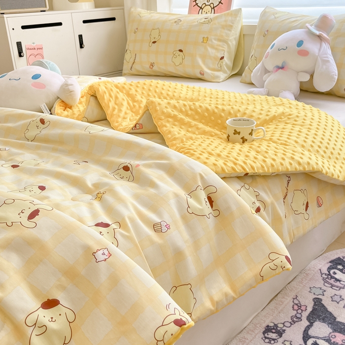 91家纺网 家纺一手货源 找家纺 暮思家居 2025新款正版授权三丽鸥A版纯棉B版安抚豆豆绒春秋被冬被豆豆被被子被芯系列 豆豆被-焦糖布丁狗