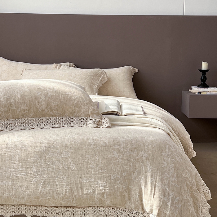 91家纺网 家纺一手货源 找家纺 （总）贝尔 2025新款棉麻色织提花双层纱镂空花边款四件套