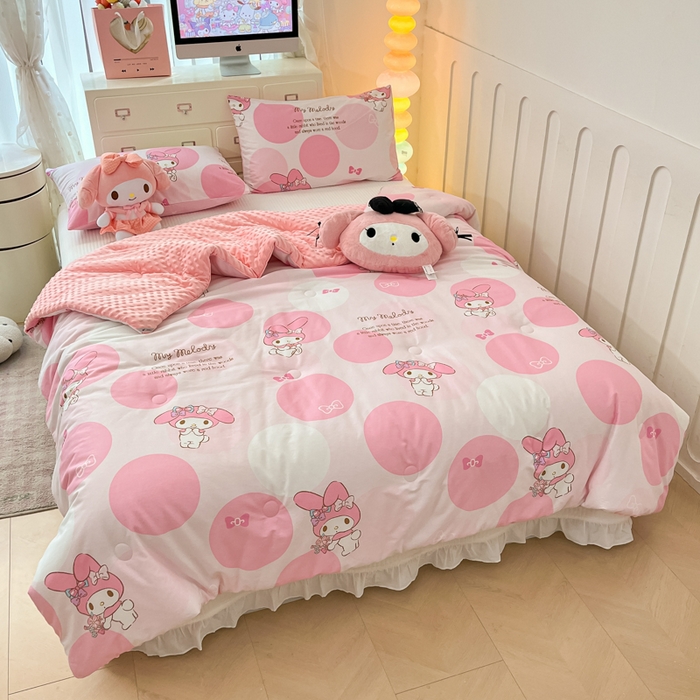 91家纺网 家纺一手货源 找家纺 暮思家居 2025新款正版授权三丽鸥A版纯棉B版安抚豆豆绒春秋被冬被豆豆被被子被芯系列 豆豆被-圈圈美乐蒂