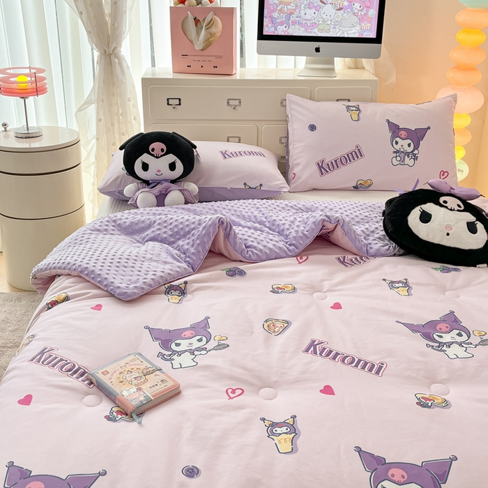 91家纺网 家纺一手货源 找家纺 暮思家居 2025新款正版授权三丽鸥A版纯棉B版安抚豆豆绒春秋被冬被豆豆被被子被芯系列 豆豆被-甜甜库洛米