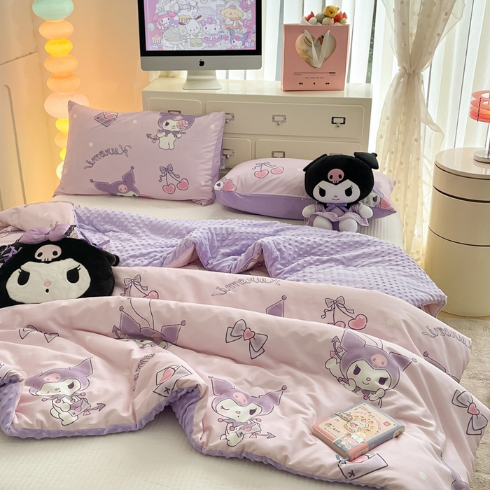 91家纺网 家纺一手货源 找家纺 暮思家居 2025新款正版授权三丽鸥A版纯棉B版安抚豆豆绒春秋被冬被豆豆被被子被芯系列 豆豆被-气球库洛米