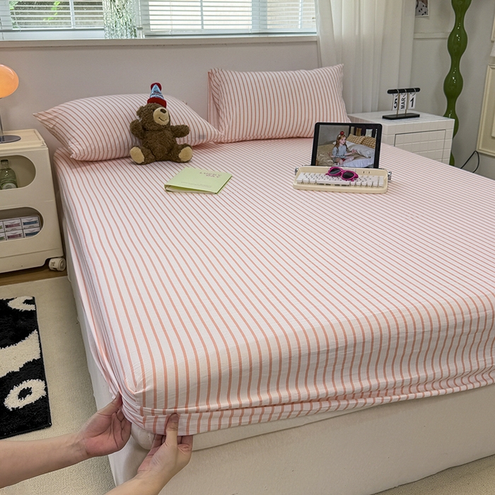 91家纺网 家纺一手货源 找家纺 觅妮家纺 2025新款A类水洗棉韩系ins床笠三件套 粉条纹