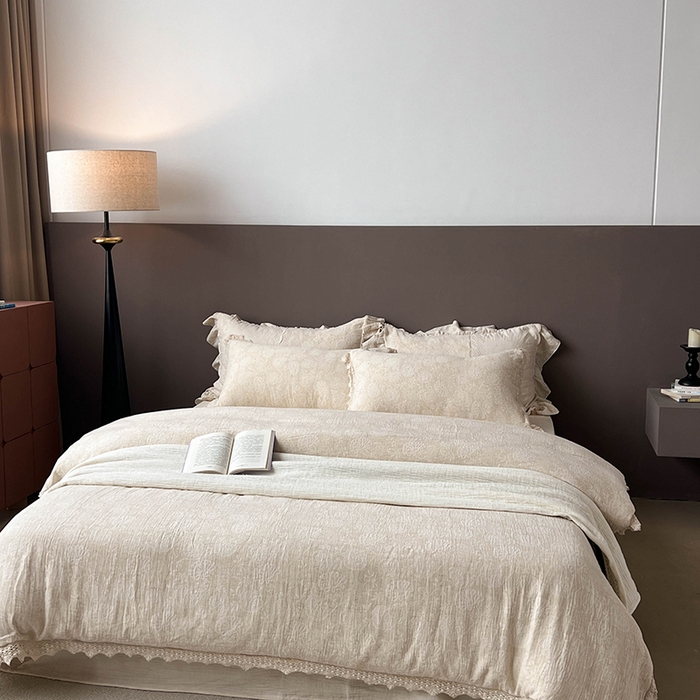 91家纺网 家纺一手货源 找家纺 贝尔 2025新款棉麻色织提花双层纱镂空花边款四件套 镂空花边-万物生