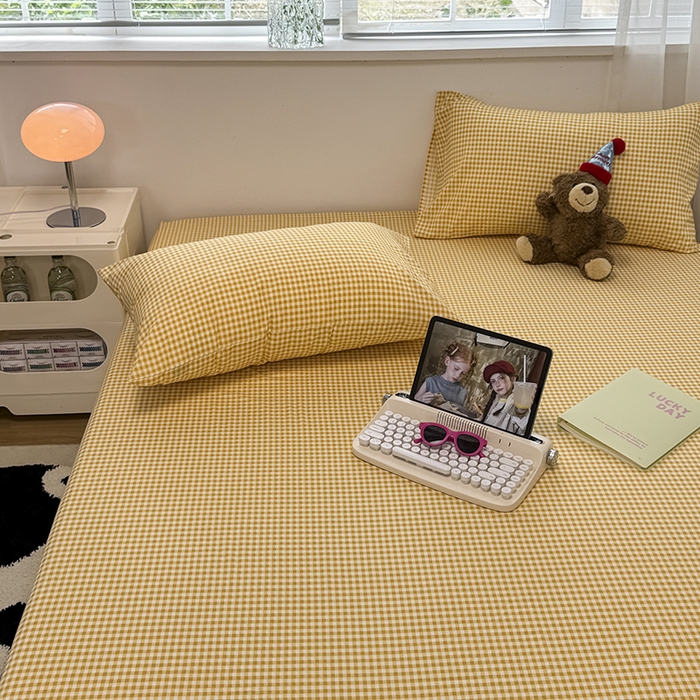 91家纺网 家纺一手货源 找家纺 觅妮家纺 2025新款A类水洗棉韩系ins床笠三件套 黄小格