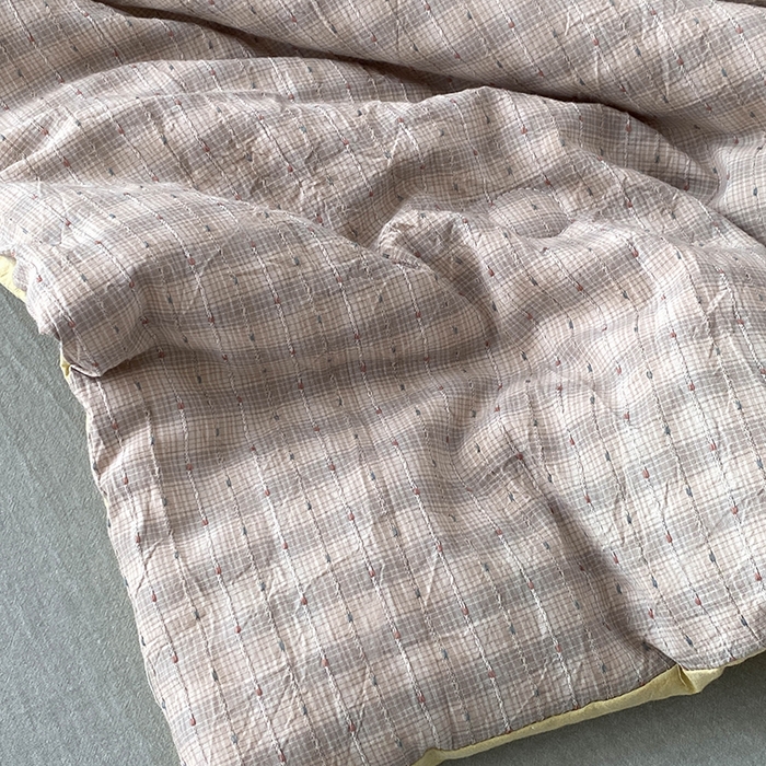 91家纺网 家纺一手货源 找家纺 （总）贝尔 2025新款全棉色织提花贴布绣大豆被  被子被芯