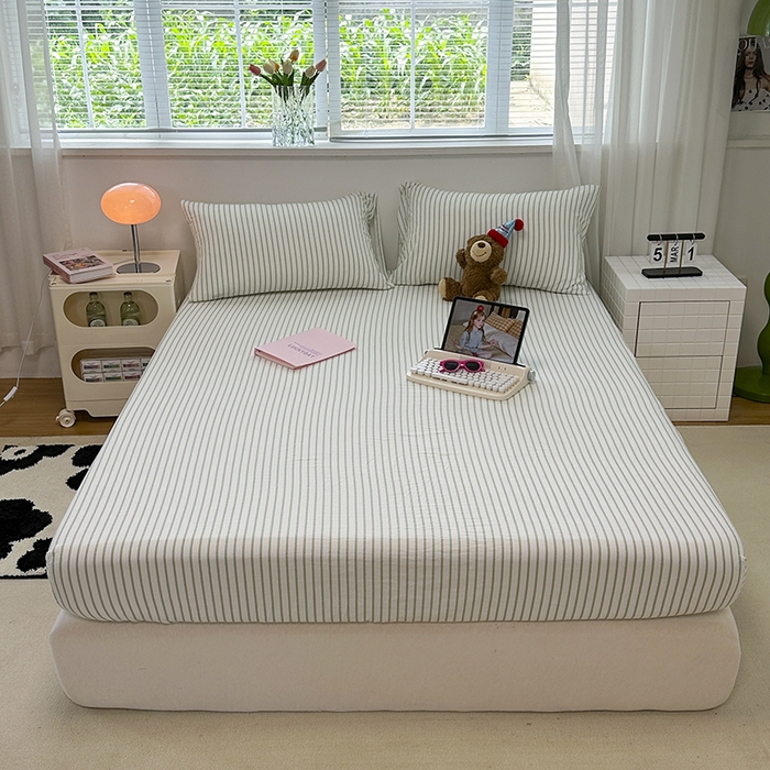 91家纺网 家纺一手货源 找家纺 觅妮家纺 2025新款A类水洗棉韩系ins床笠三件套 绿条纹