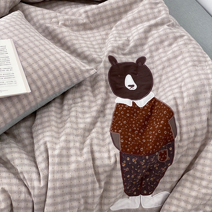 91家纺网 家纺一手货源 找家纺 （总）贝尔 2025新款全棉色织提花贴布绣四件套