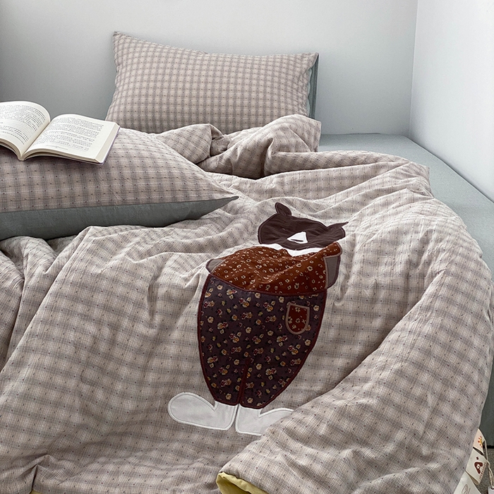 91家纺网 家纺一手货源 找家纺 （总）贝尔 2025新款全棉色织提花贴布绣四件套