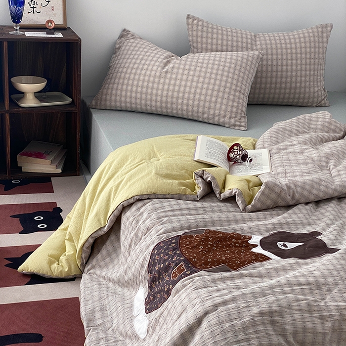 91家纺网 家纺一手货源 找家纺 （总）贝尔 2025新款全棉色织提花贴布绣四件套