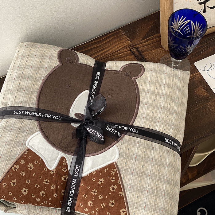 91家纺网 家纺一手货源 找家纺 贝尔 2025新款全棉色织提花贴布绣四件套 蜂蜜芥末黄