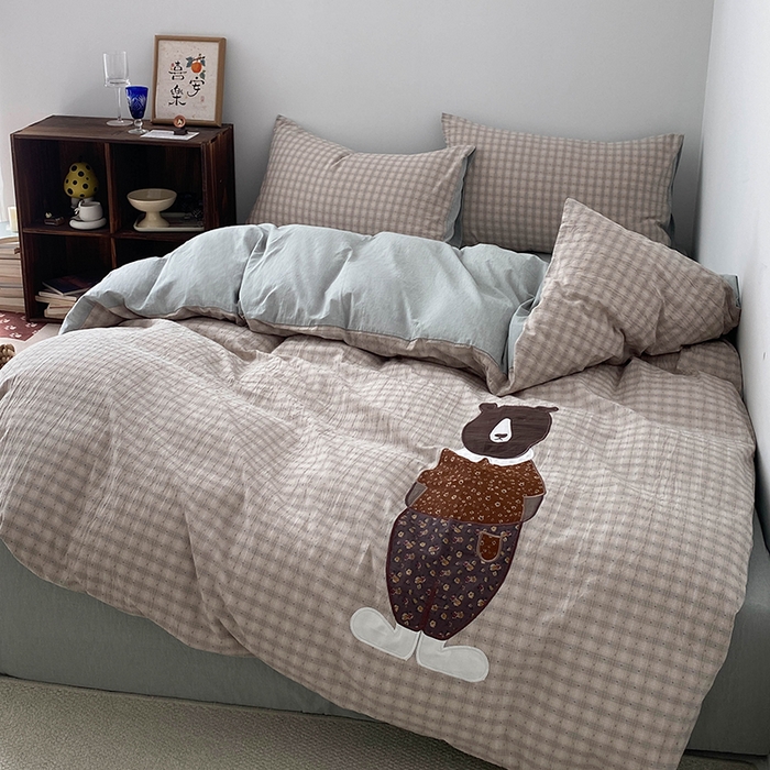 91家纺网 家纺一手货源 找家纺 贝尔 2025新款全棉色织提花贴布绣四件套 鲜芋奶绿