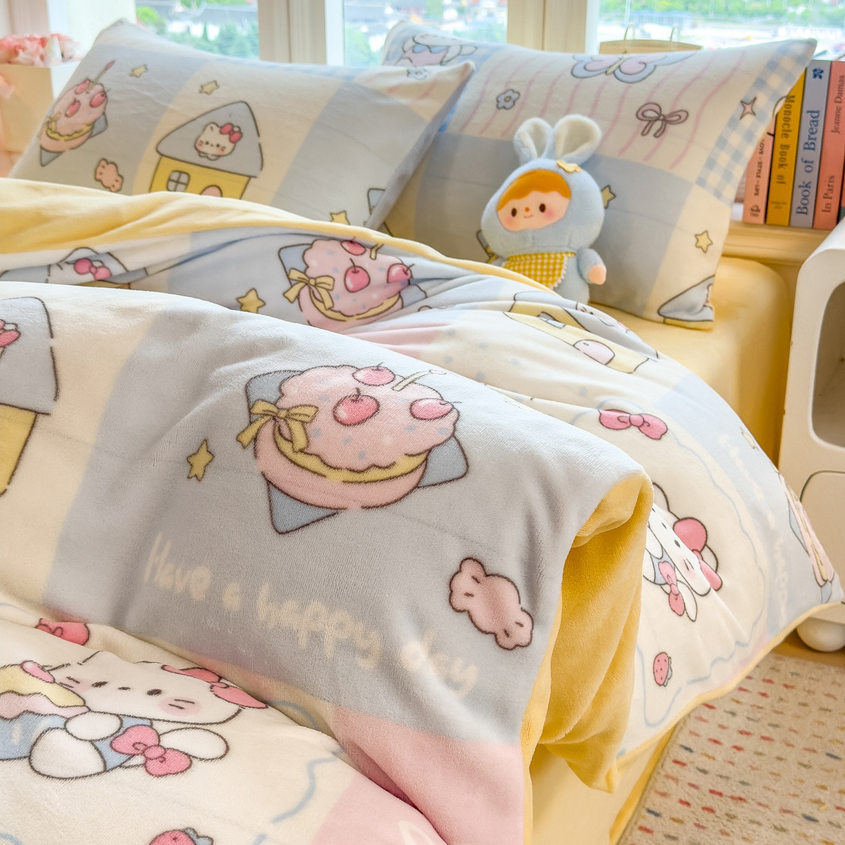 91家纺网 家纺一手货源 找家纺 摩妮卡 摩妮卡 2025新款加厚款小清新牛奶绒印花四件套床单款床笠单被套 甜梦屋-黄