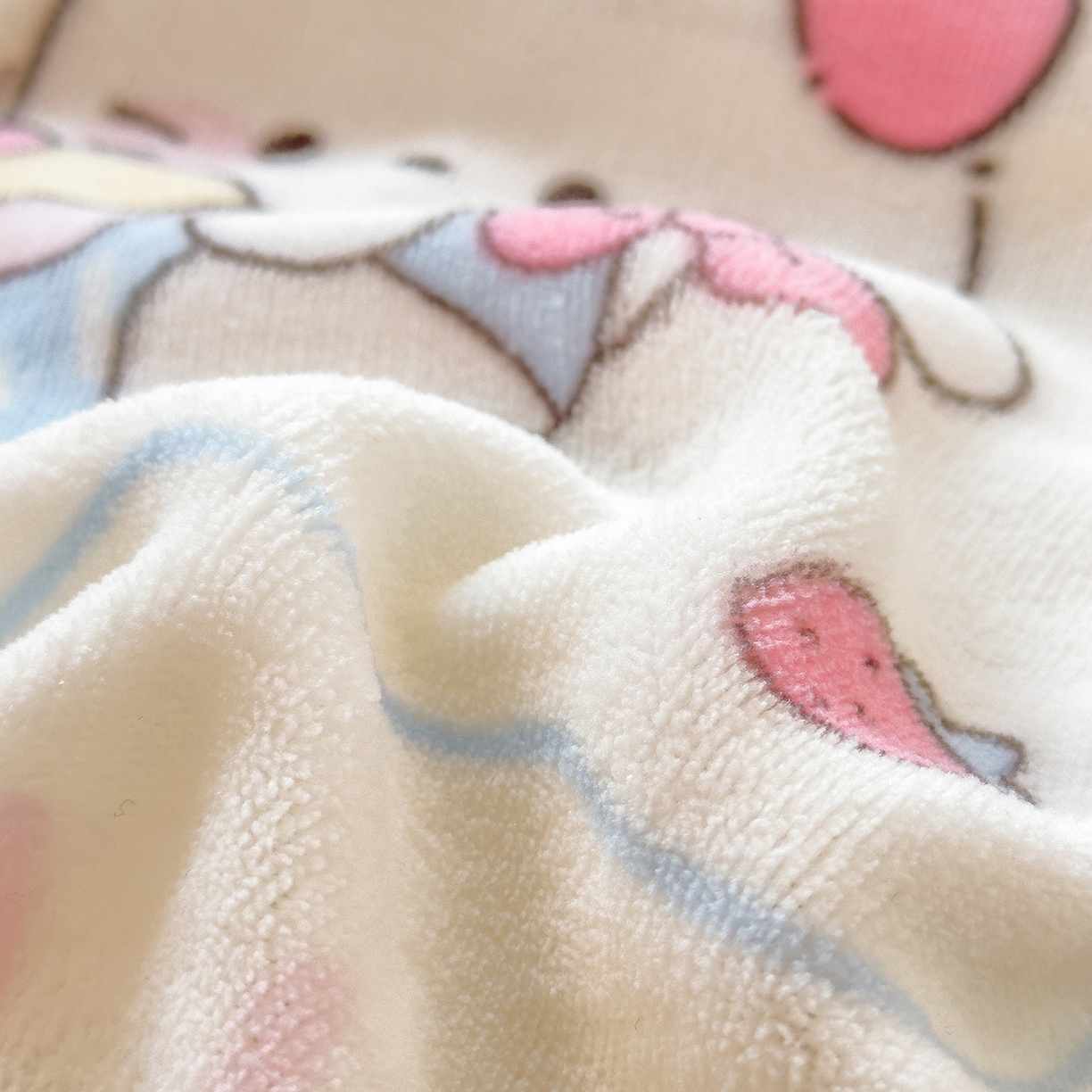 91家纺网 家纺一手货源 找家纺 摩妮卡 摩妮卡 2025新款加厚款小清新牛奶绒印花四件套床单款床笠单被套 甜梦屋-黄