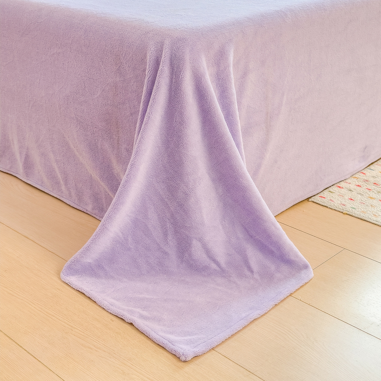 91家纺网 家纺一手货源 找家纺 摩妮卡 摩妮卡 2025新款加厚款小清新牛奶绒印花四件套床单款床笠单被套 安妮兔