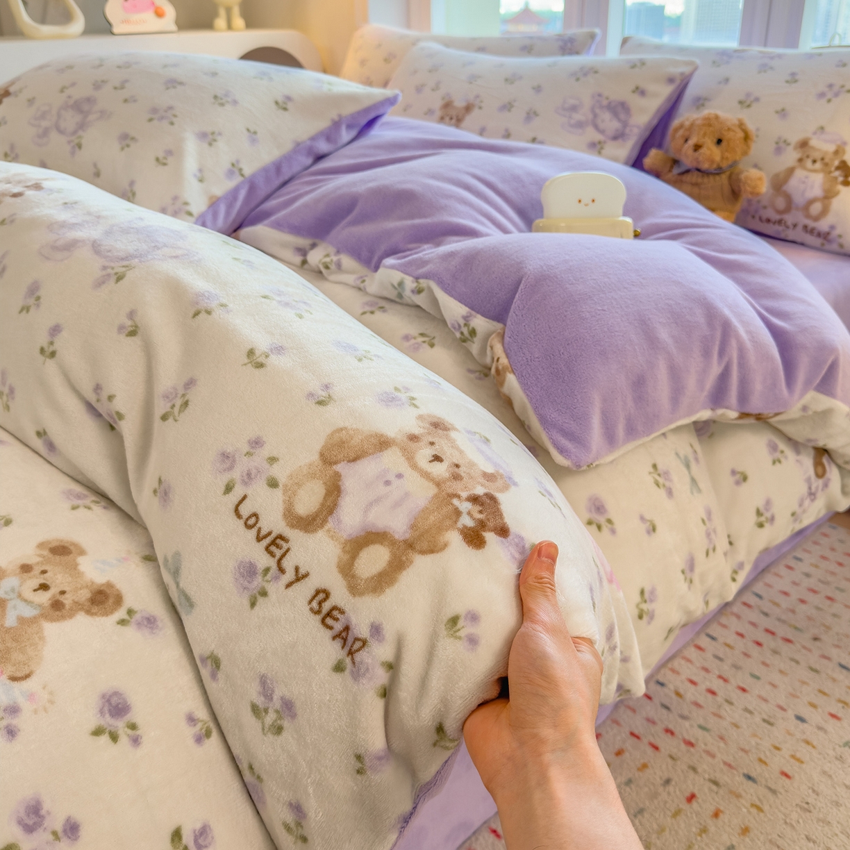 摩妮卡 摩妮卡 2025新款加厚款小清新牛奶绒印花四件套床单款床笠单被套 比利熊