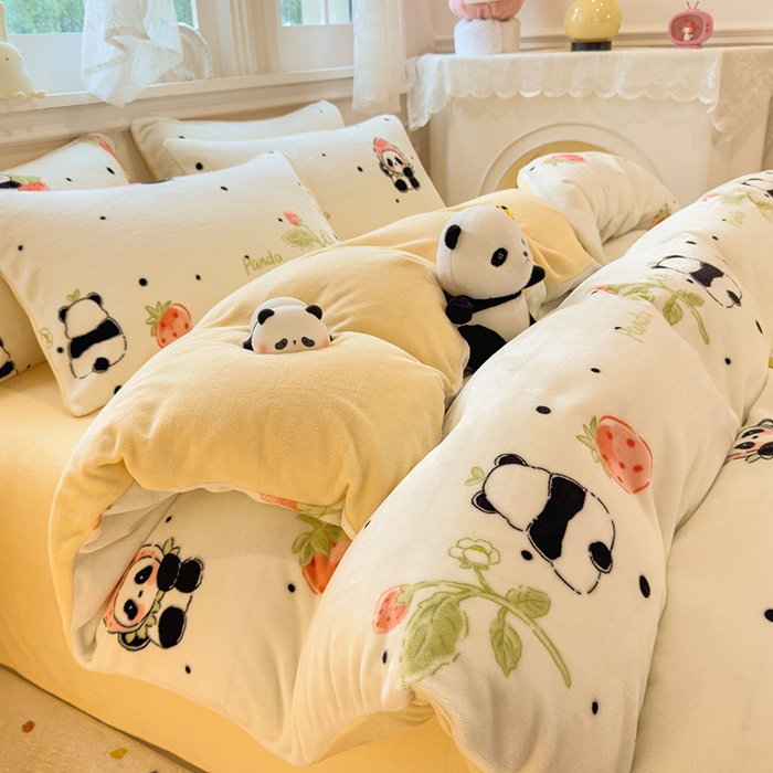 摩妮卡 摩妮卡 2025新款加厚款小清新牛奶绒印花四件套床单款床笠单被套 草莓熊猫