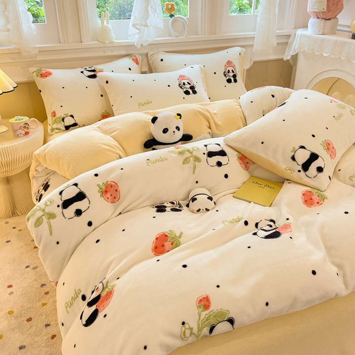 91家纺网 家纺一手货源 找家纺 摩妮卡 摩妮卡 2025新款加厚款小清新牛奶绒印花四件套床单款床笠单被套 草莓熊猫