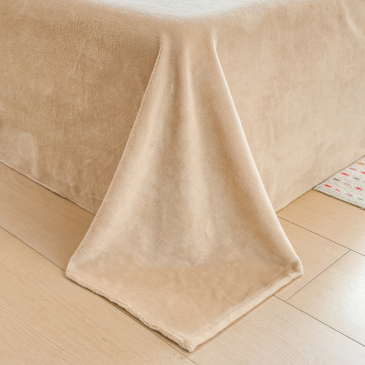 91家纺网 家纺一手货源 找家纺 摩妮卡 摩妮卡 2025新款加厚款小清新牛奶绒印花四件套床单款床笠单被套 蝴蝶结凯蒂