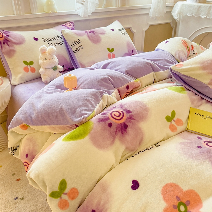 91家纺网 家纺一手货源 找家纺 摩妮卡 摩妮卡 2025新款加厚款小清新牛奶绒印花四件套床单款床笠单被套 花恬兔