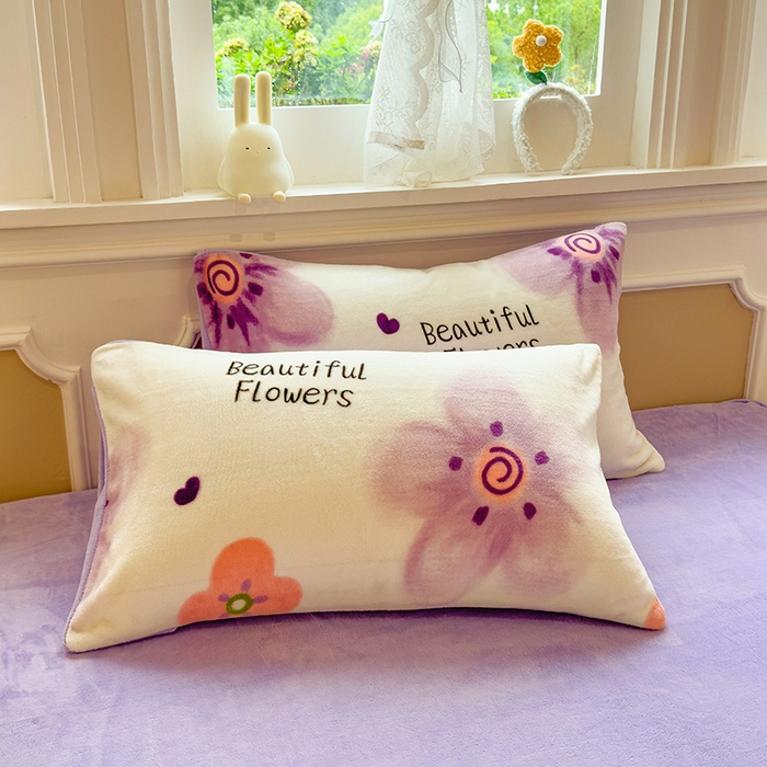 91家纺网 家纺一手货源 找家纺 摩妮卡 摩妮卡 2025新款加厚款小清新牛奶绒印花四件套床单款床笠单被套 花恬兔