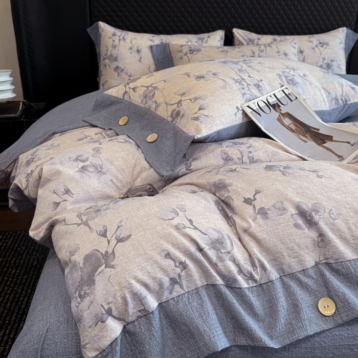 91家纺网 家纺一手货源 找家纺 晚爱家纺（原晚安家居） 2025新款A类原麻四件套纽扣款加厚双层纱仿亚麻套件四件套 繁花蓝