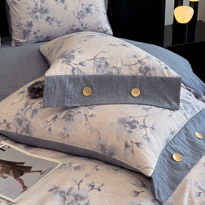91家纺网 家纺一手货源 找家纺 晚爱家纺（原晚安家居） 2025新款A类原麻四件套纽扣款加厚双层纱仿亚麻套件四件套 繁花蓝