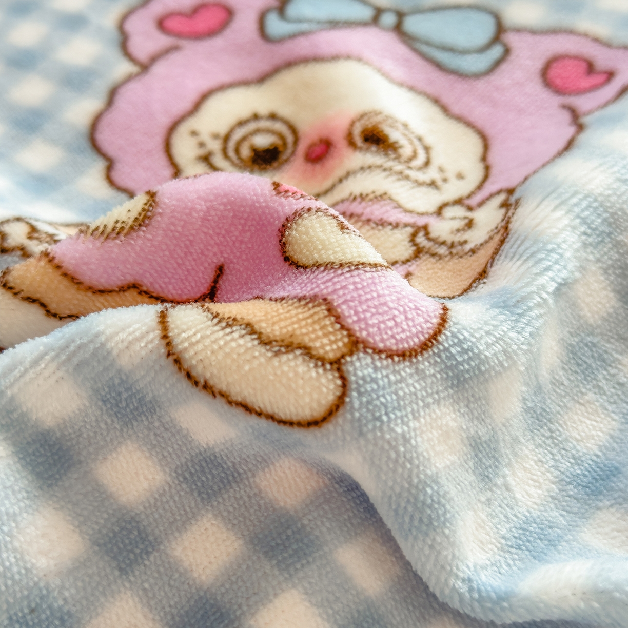 91家纺网 家纺一手货源 找家纺 摩妮卡 摩妮卡 2025新款加厚款小清新牛奶绒印花四件套床单款床笠单被套 开心吉伊