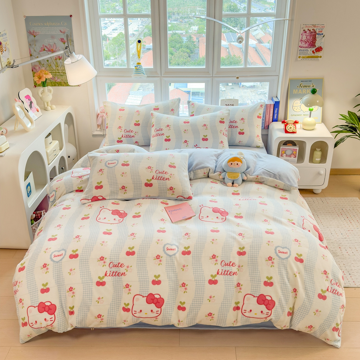 91家纺网 家纺一手货源 找家纺 摩妮卡 摩妮卡 2025新款加厚款小清新牛奶绒印花四件套床单款床笠单被套 凯蒂小樱桃