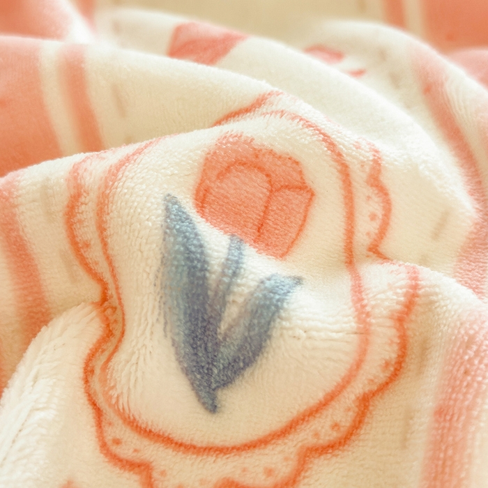 91家纺网 家纺一手货源 找家纺 摩妮卡 摩妮卡 2025新款加厚款小清新牛奶绒印花四件套床单款床笠单被套 满溪