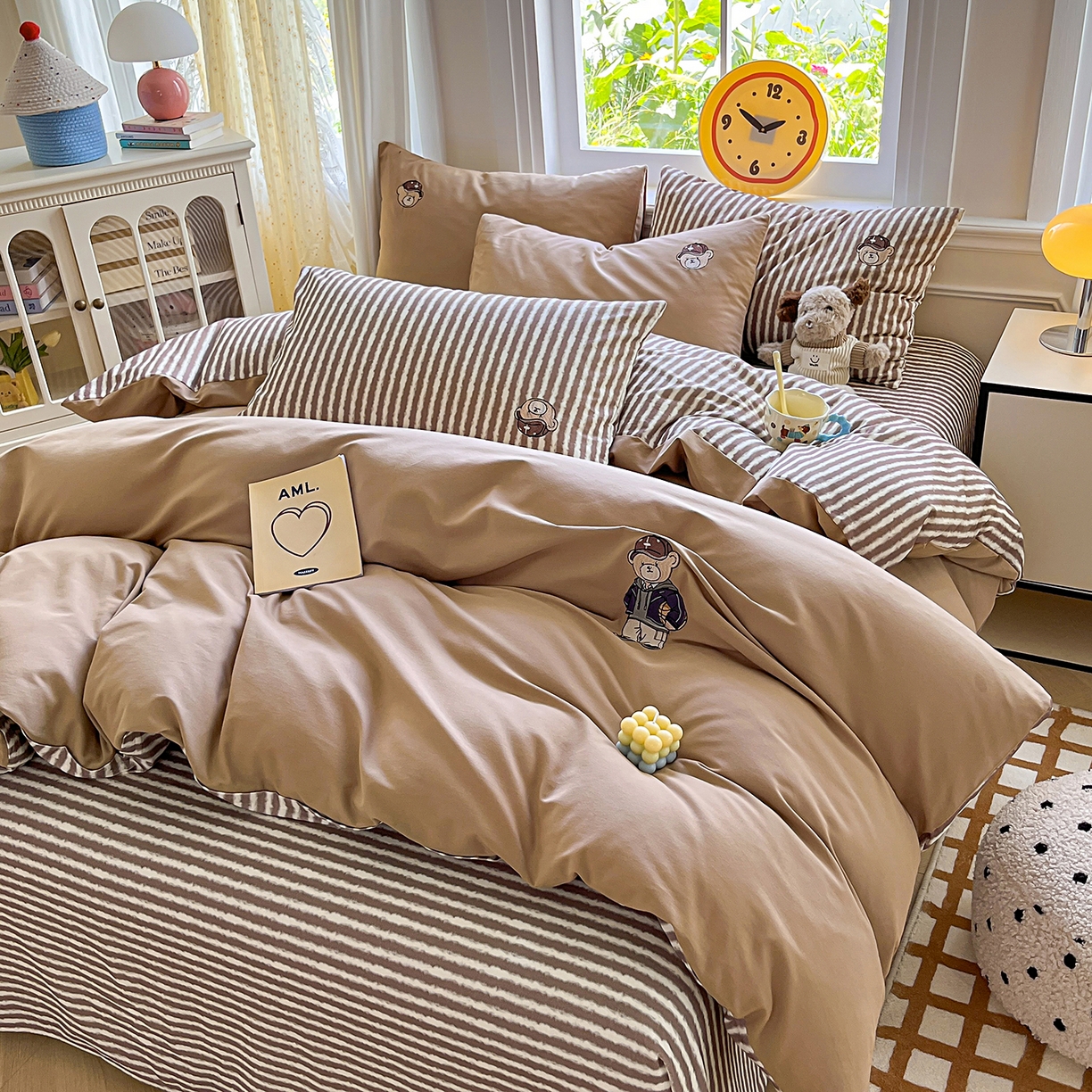 91家纺网 家纺一手货源 找家纺 大境 2025秋冬专版刺绣A类全棉磨毛四件套三件套 篮球小熊-暖咖