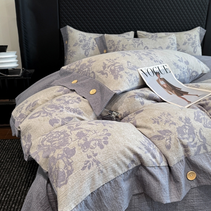 91家纺网 家纺一手货源 找家纺 晚爱家纺（原晚安家居） 2025新款A类原麻四件套纽扣款加厚双层纱仿亚麻套件四件套 绽放