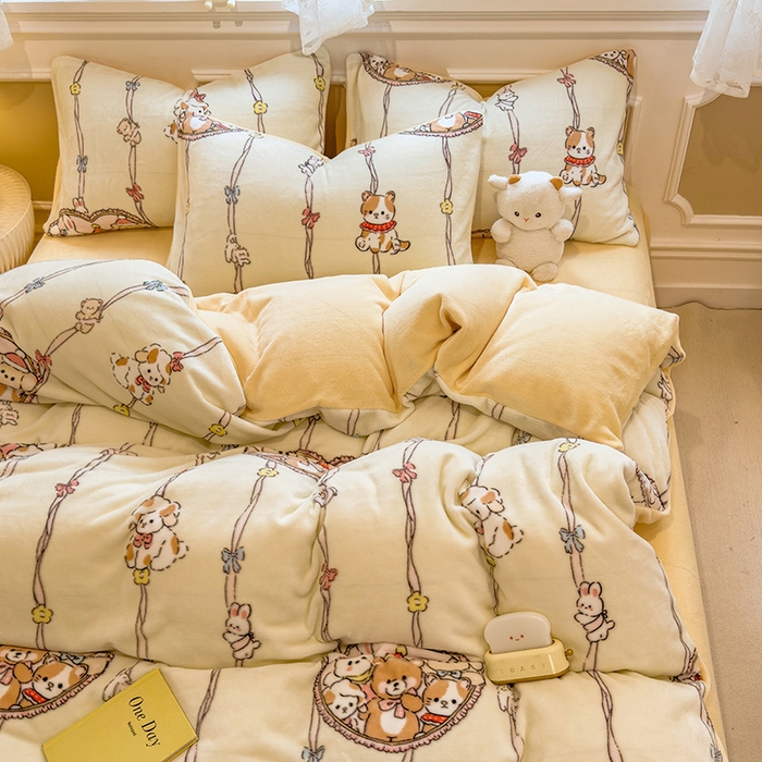 91家纺网 家纺一手货源 找家纺 摩妮卡 摩妮卡 2025新款加厚款小清新牛奶绒印花四件套床单款床笠单被套 萌宠乐园