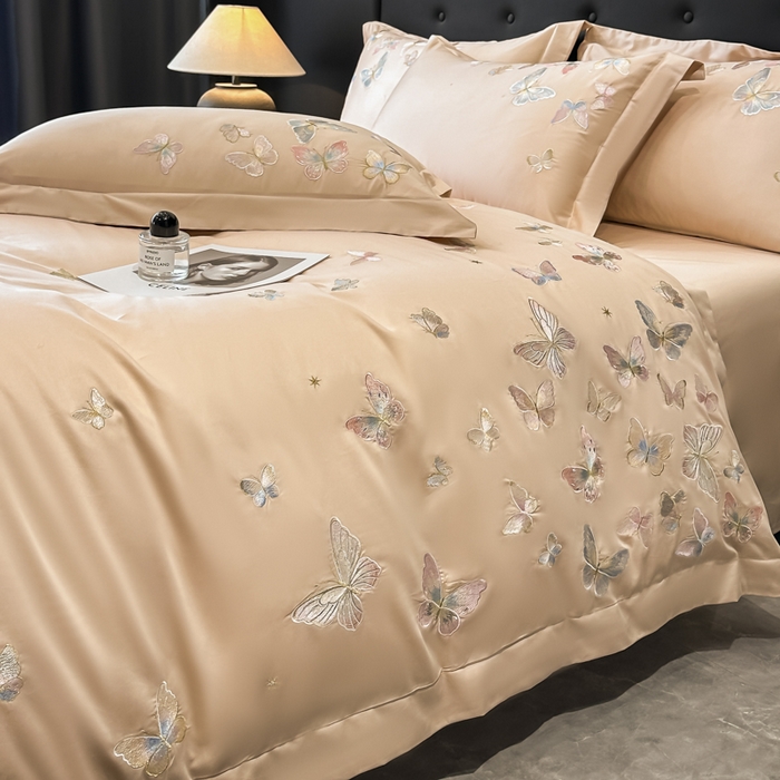 91家纺网 家纺一手货源 找家纺 博纳家纺 2025新款亲服棉宽边高级简奢款绣花四件套-漫山花野 香槟