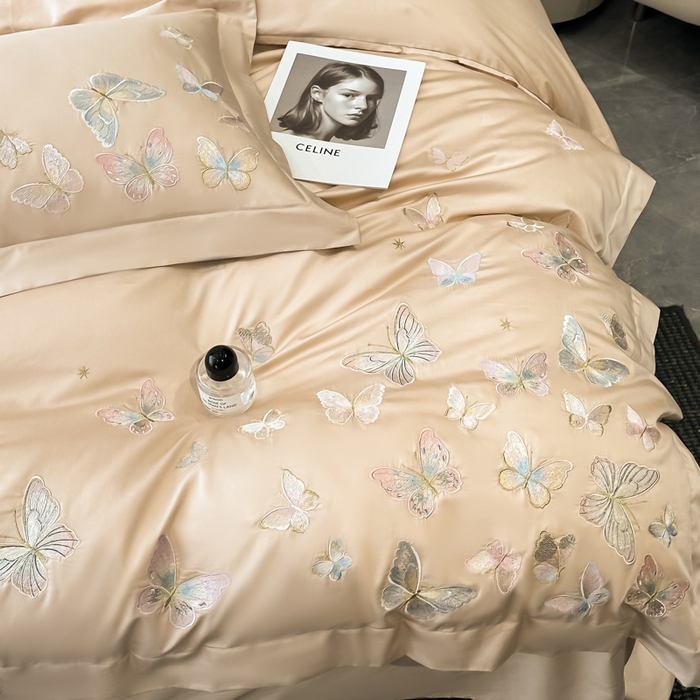 91家纺网 家纺一手货源 找家纺 博纳家纺 2025新款亲服棉宽边高级简奢款绣花四件套-漫山花野 香槟