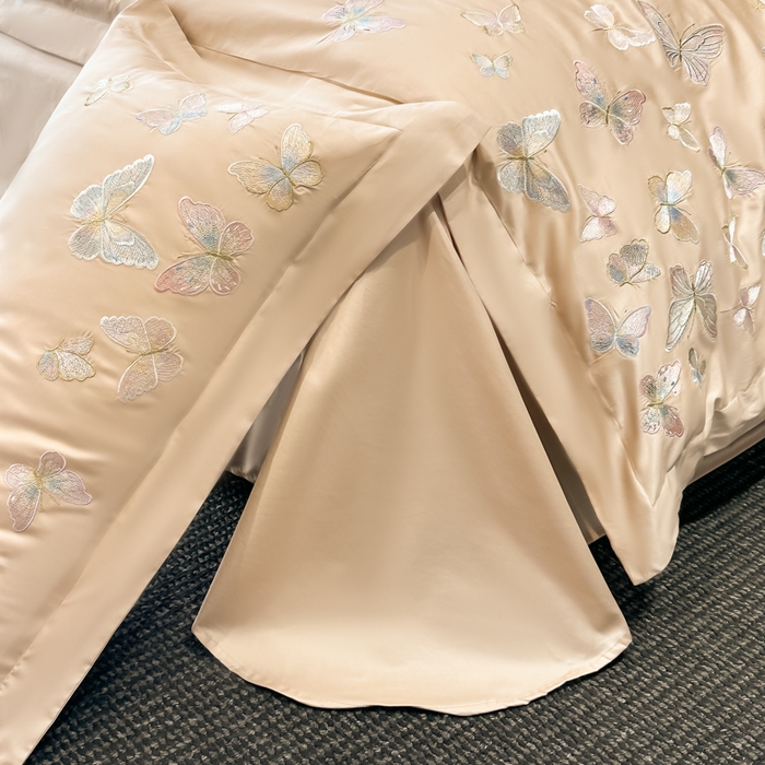 91家纺网 家纺一手货源 找家纺 博纳家纺 2025新款亲服棉宽边高级简奢款绣花四件套-漫山花野 香槟