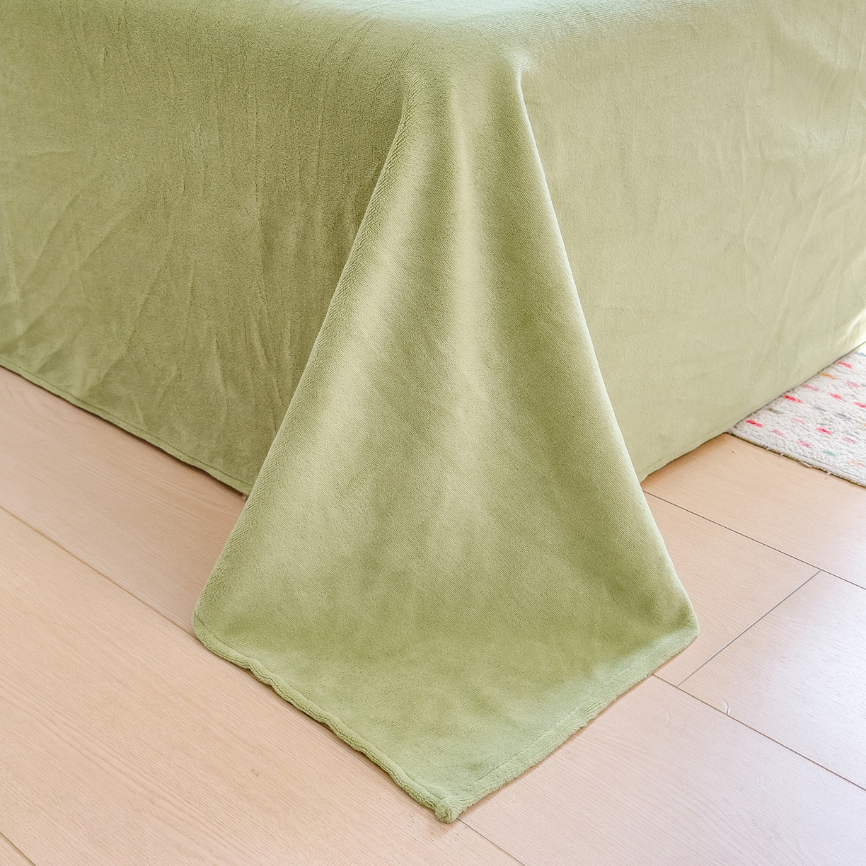 91家纺网 家纺一手货源 找家纺 摩妮卡 摩妮卡 2025新款加厚款小清新牛奶绒印花四件套床单款床笠单被套 拼布小熊