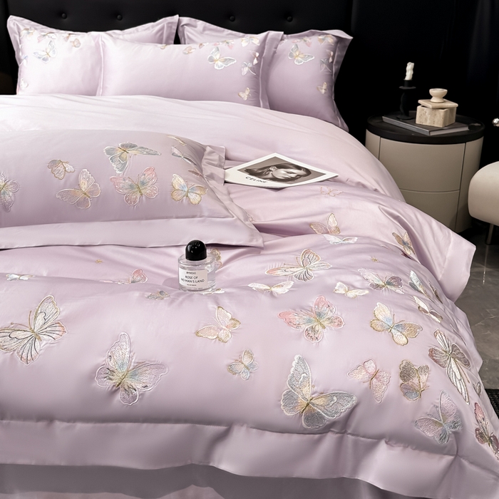 91家纺网 家纺一手货源 找家纺 博纳家纺 2025新款亲服棉宽边高级简奢款绣花四件套-漫山花野 香芋紫