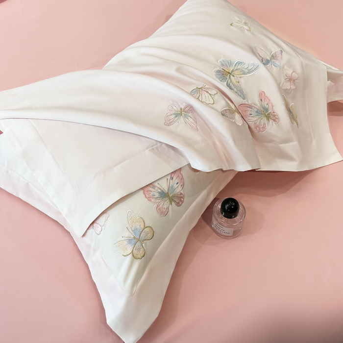 91家纺网 家纺一手货源 找家纺 博纳家纺 2025新款亲服棉宽边高级简奢款绣花四件套-漫山花野 象牙白