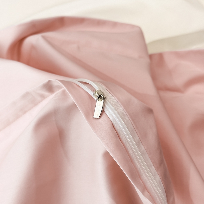 91家纺网 家纺一手货源 找家纺 博纳家纺 2025新款亲服棉宽边高级简奢款绣花四件套-漫山花野 象牙白