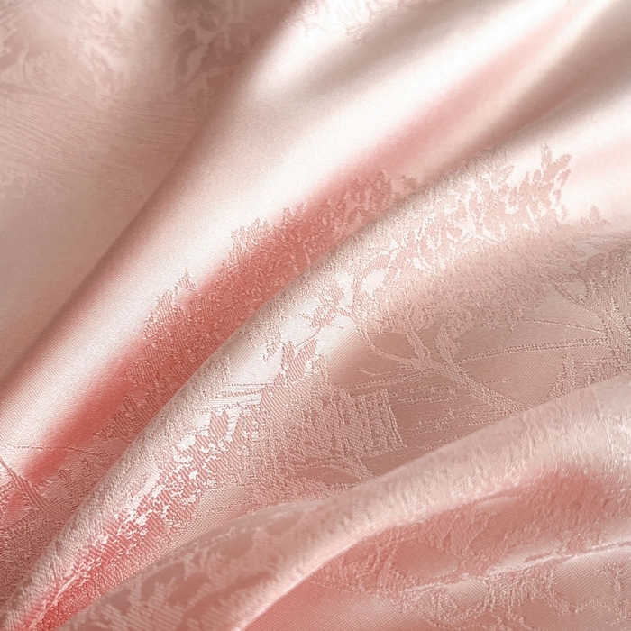 91家纺网 家纺一手货源 找家纺 博纳家纺 2025新款镂空大宽边拼角高级简奢款亲肤棉四件套-山水提花 粉玉