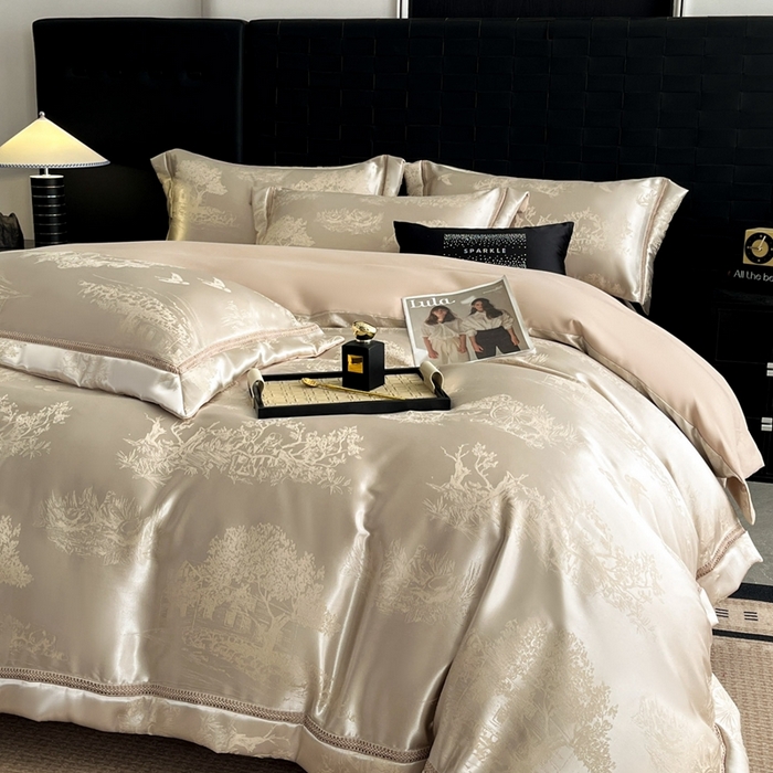 91家纺网 家纺一手货源 找家纺 博纳家纺 2025新款镂空大宽边拼角高级简奢款亲肤棉四件套-山水提花 香槟